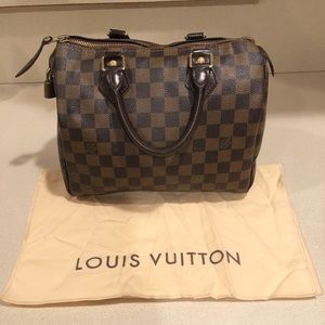 Authentic Luis Vuitton Speedy 25
